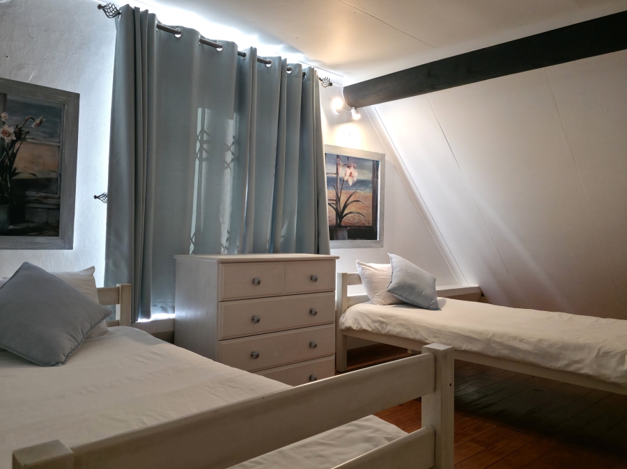 5 Bedroom Property for Sale in Wavecrest Eastern Cape